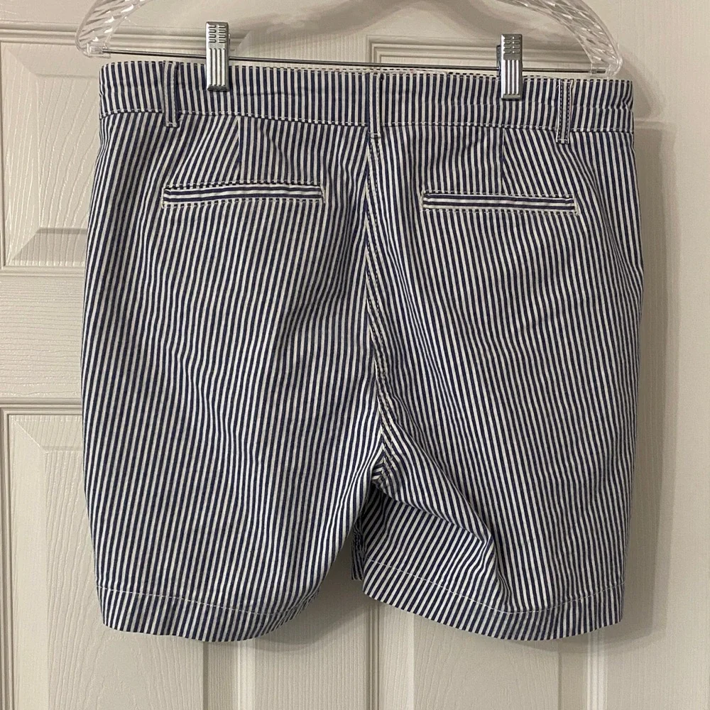 Boden Navy and White Striped Women's Bermuda Shorts. Size 10